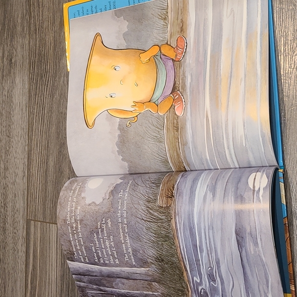 Tubby the Tuba, CD included Paul Tripp, illustrated by Henry Cole Hardcover - Picture 8 of 13